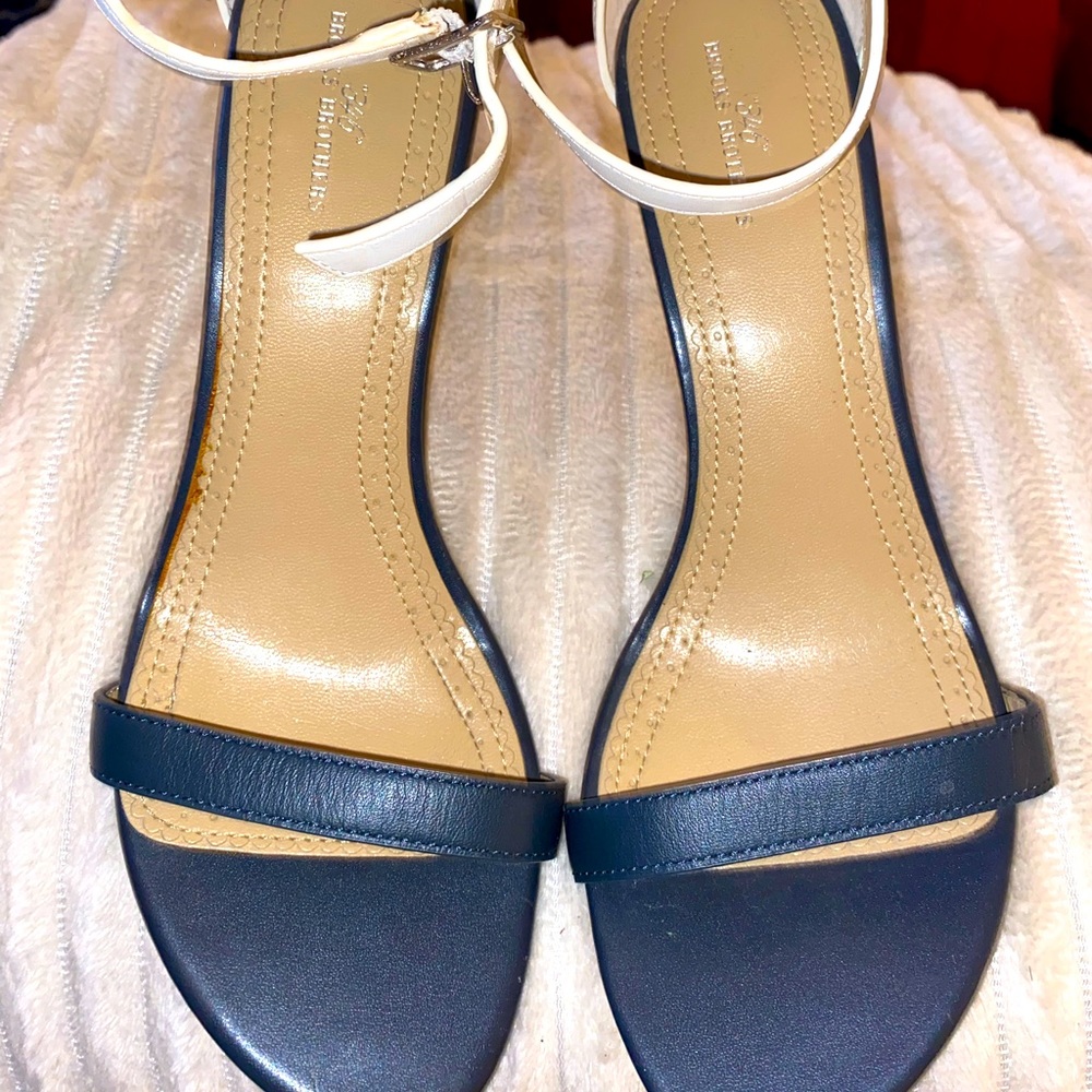 Woman’s heels brooks brothers
